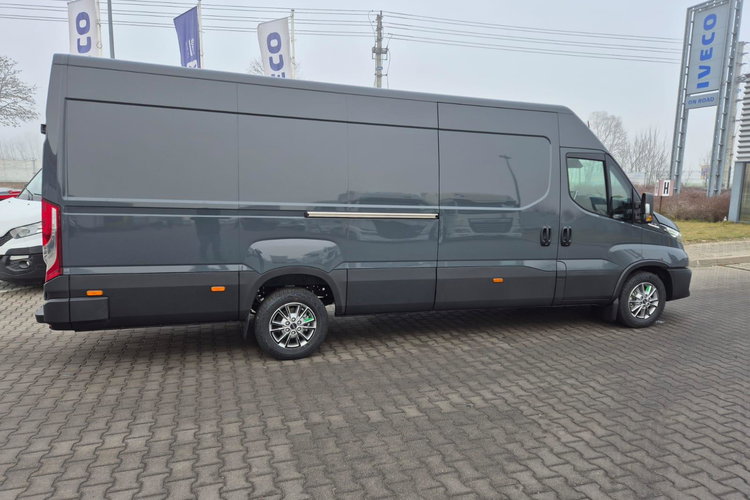 Iveco Daily 35S18HA8 V zdjęcie 8