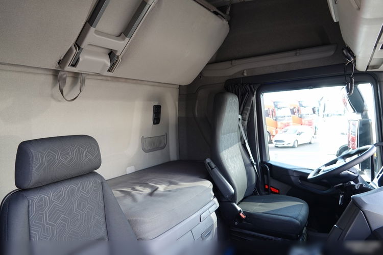 Scania R 450 / RETARDER / OPONY 100% /  PO KONTRAKCIE SERWISOWYM  zdjęcie 34