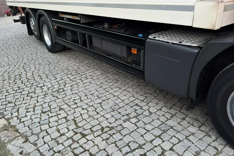 Scania P280 zdjęcie 15