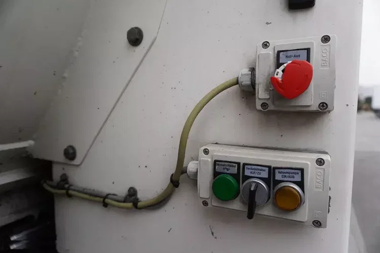 TGS 26.360 / Śmieciarka do śmieci kuchennych Holzmann Fahrzeugbau HBS 28/120.00 / zdjęcie 17