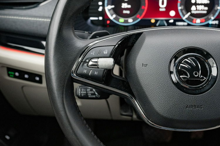 Skoda Octavia NO1704W#2.0 TDI Style DSG Podrgz.f K.cofania Ambient Salon PL VAT 23% zdjęcie 18