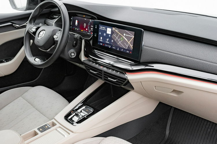 Skoda Octavia NO1704W#2.0 TDI Style DSG Podrgz.f K.cofania Ambient Salon PL VAT 23% zdjęcie 38