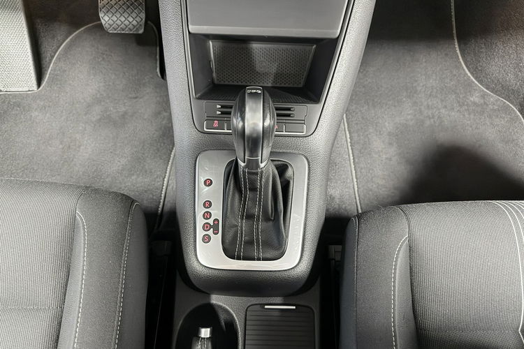 Volkswagen Golf Plus 1.6 TDI 105KM DSG MATCH Asystent BiXenon Klimatronic Alu 16 Bezwypadek zdjęcie 20