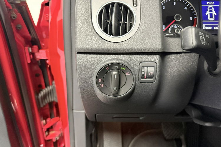 Volkswagen Golf Plus 1.6 TDI 105KM DSG MATCH Asystent BiXenon Klimatronic Alu 16 Bezwypadek zdjęcie 34