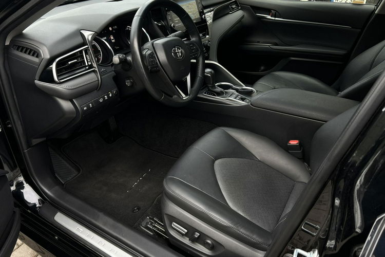 Toyota Camry 2.5 HSD 218KM EXECUTIVE, gwarancja, FV23% zdjęcie 10