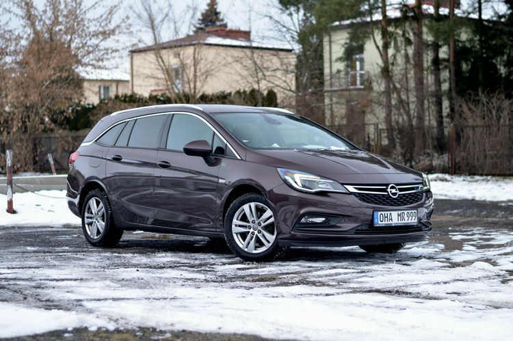 Opel Astra zdjęcie 4