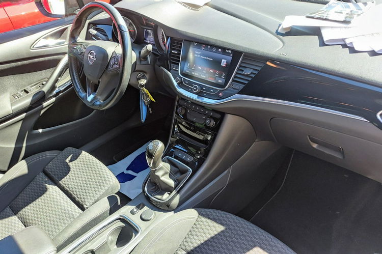 Opel Astra zdjęcie 9