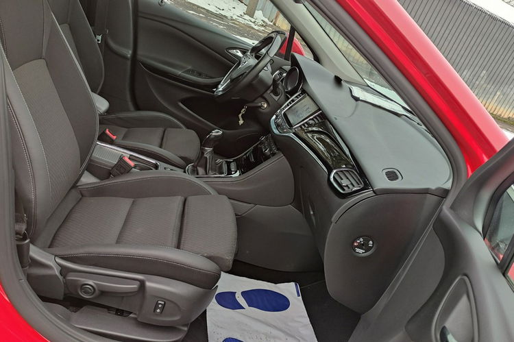 Astra Opel Astra Sports Tourer 1.6 CDTI 136KM "Innovation" zdjęcie 11