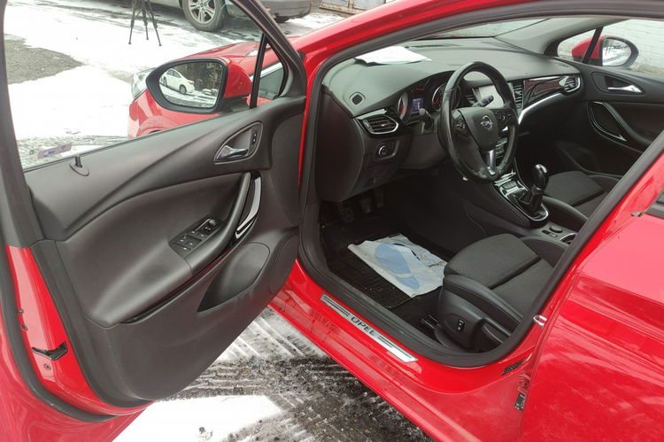 Astra Opel Astra Sports Tourer 1.6 CDTI 136KM "Innovation" zdjęcie 19