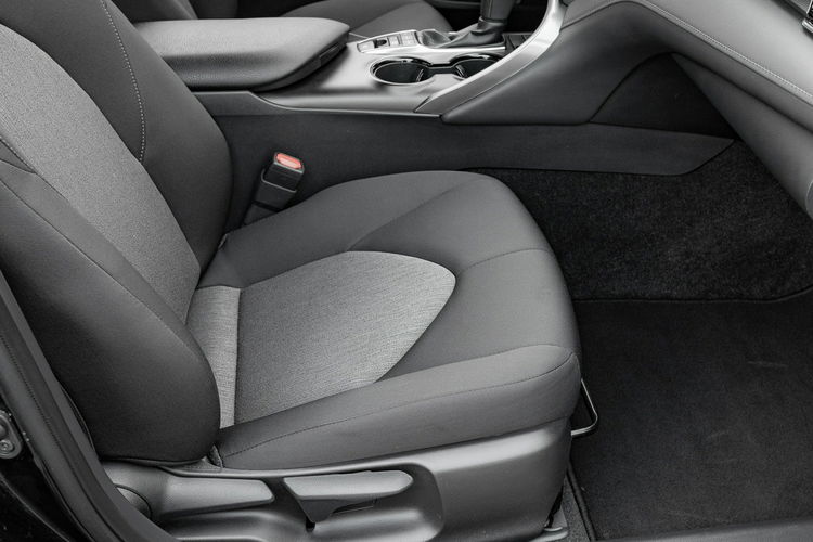 Toyota Camry PY07020#2.5 Hybrid Comfort CVT K.cofania 2 stref klim Salon PL VAT 23% zdjęcie 31