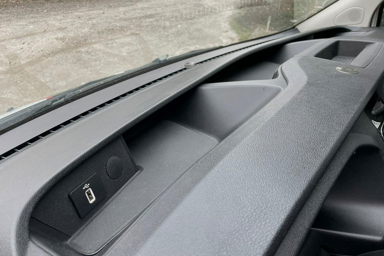 Ford Transit Custom 2.0 170 KM 2018 Brygadówka 5 osobowy EcoBlue Wersja long Klimatyzacja zdjęcie 22