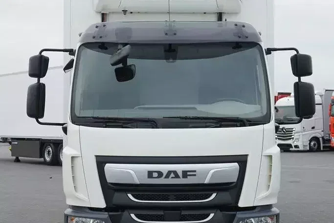 DAF LF / 210 / EURO 6 / CHŁODNIA + WINDA / 14 PALET zdjęcie 14