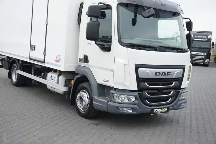 DAF LF / 210 / EURO 6 / CHŁODNIA + WINDA / 14 PALET zdjęcie 20