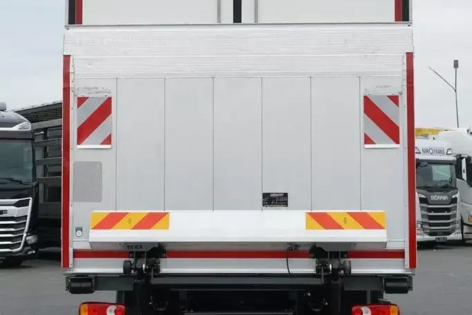 DAF LF / 210 / EURO 6 / CHŁODNIA + WINDA / 14 PALET zdjęcie 29