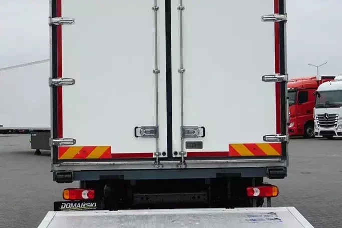 DAF LF / 210 / EURO 6 / CHŁODNIA + WINDA / 14 PALET zdjęcie 39