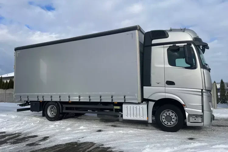Mercedes ACTROS 1836, BIGSPACE, FIRANKA zdjęcie 11