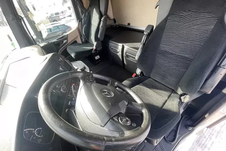 Mercedes ACTROS 1836, BIGSPACE, FIRANKA zdjęcie 17