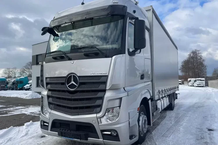 Mercedes ACTROS 1836, BIGSPACE, FIRANKA zdjęcie 3