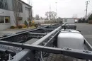 Mercedes Actros 1824 / Rama do zabudowy 9.1 m / kabina sypialna zdjęcie 12
