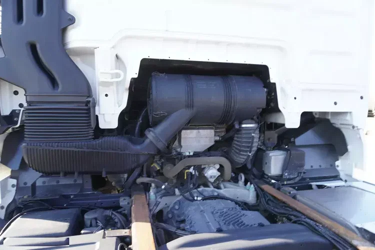 MAN TGX 35.580 E6 8x4/4 - rama do zabudowy 8.8m zdjęcie 12