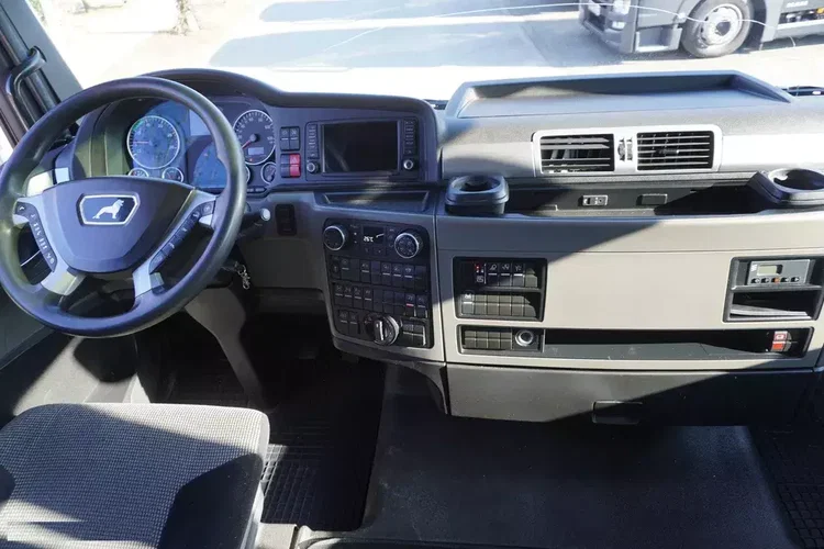 MAN TGX 35.580 E6 8x4/4 - rama do zabudowy 8.8m zdjęcie 21