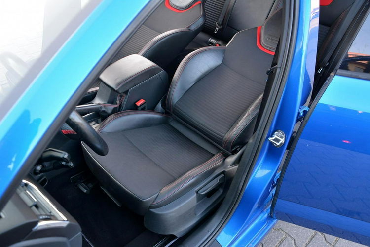 Skoda Octavia 2.0TDI(184KM) VRS Panorama Radar ACC Duża Navi Bi-Xenon Ledy Skóry zdjęcie 18