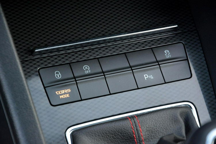 Skoda Octavia 2.0TDI(184KM) VRS Panorama Radar ACC Duża Navi Bi-Xenon Ledy Skóry zdjęcie 30