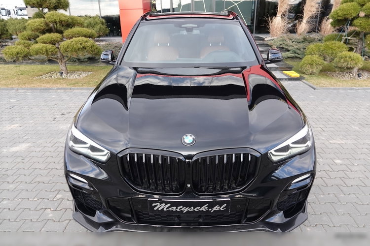 BMW X5 / xDrive30d / 265KM / INDIVIDUAL / GRZANA KIEROWNICA / DOKŁADKI KARBONOWE / ZAWIESZENIE PNEUMATYCZNE / zdjęcie 13