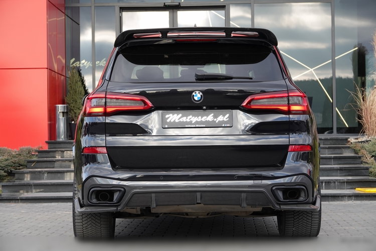 BMW X5 / xDrive30d / 265KM / INDIVIDUAL / GRZANA KIEROWNICA / DOKŁADKI KARBONOWE / ZAWIESZENIE PNEUMATYCZNE / zdjęcie 20