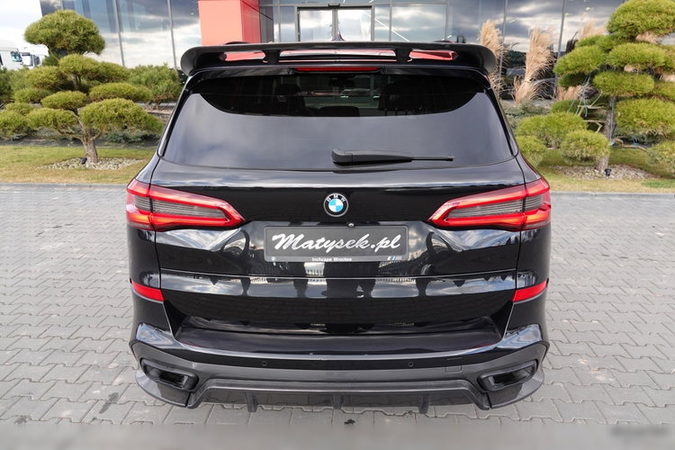 BMW X5 / xDrive30d / 265KM / INDIVIDUAL / GRZANA KIEROWNICA / DOKŁADKI KARBONOWE / ZAWIESZENIE PNEUMATYCZNE / zdjęcie 21