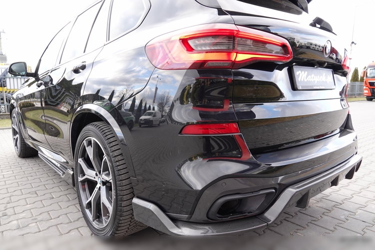 BMW X5 / xDrive30d / 265KM / INDIVIDUAL / GRZANA KIEROWNICA / DOKŁADKI KARBONOWE / ZAWIESZENIE PNEUMATYCZNE / zdjęcie 27