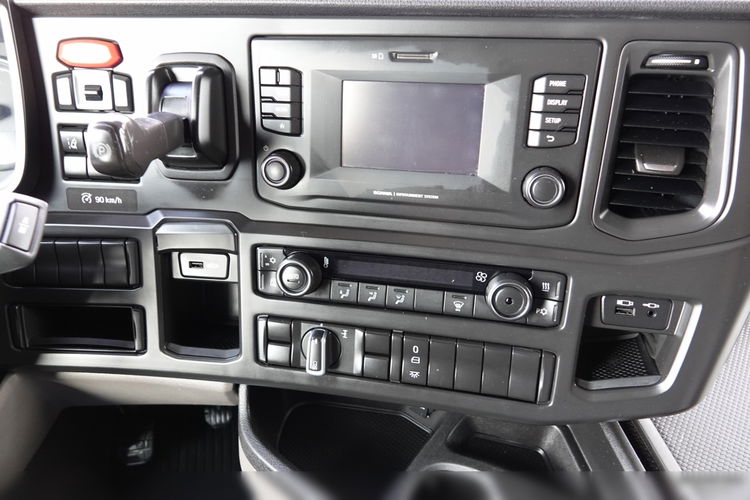 Scania R 450 / RETARDER / KLIMA POSTOJOWA / OPONY 100% / PO KONTRAKCIE SERWISOWYM zdjęcie 29