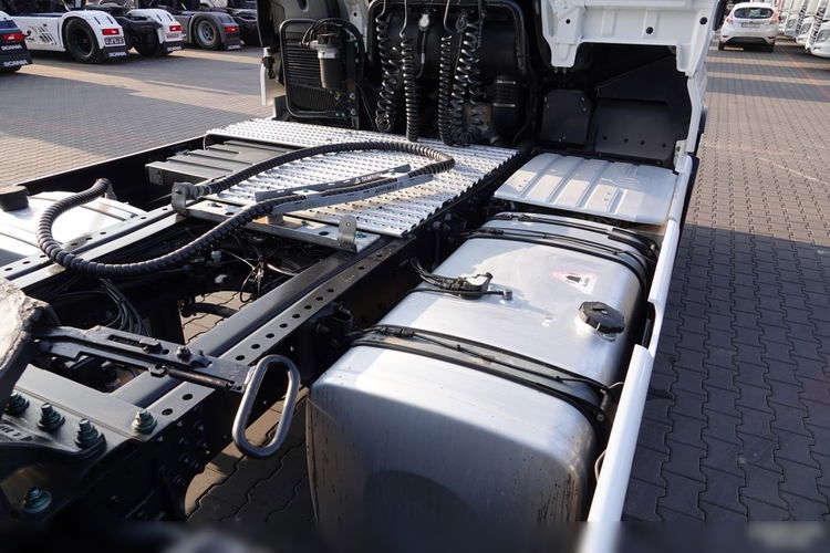 MAN TGX 18.510 / XXL / RETARDER / HYDRAULIKA / ADR / SPROWADZONY / PO KONTRAKCIE SERWISOWYM / 2021 ROK  zdjęcie 17