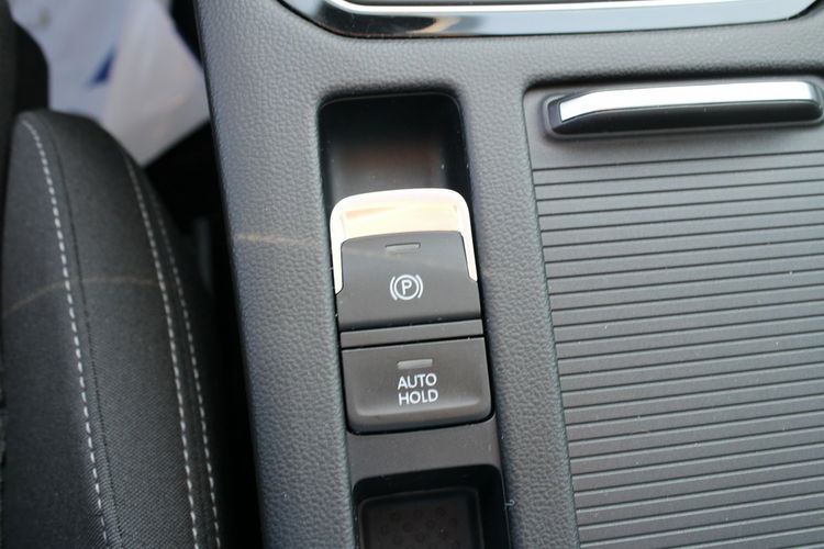Volkswagen Passat F-VAT, automat, salon-polska, gwarancja, I-właściciel, EVO, BUSINESS, DSG zdjęcie 29
