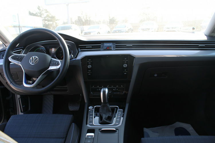 Volkswagen Passat 1.4 Tsi Plug-In-Hybrid 218 Km Dsg 6 Gte kombi 5 zdjęcie 14
