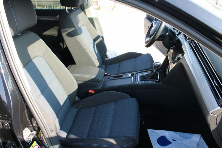 Volkswagen Passat 1.4 Tsi Plug-In-Hybrid 218 Km Dsg 6 Gte kombi 5 zdjęcie 15