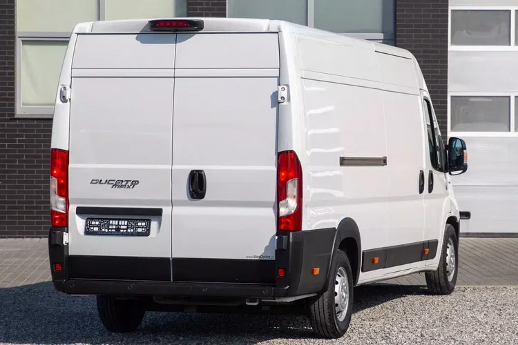 Fiat Ducato MAXI 2.3 MultiJet L4H2 Professional zdjęcie 2
