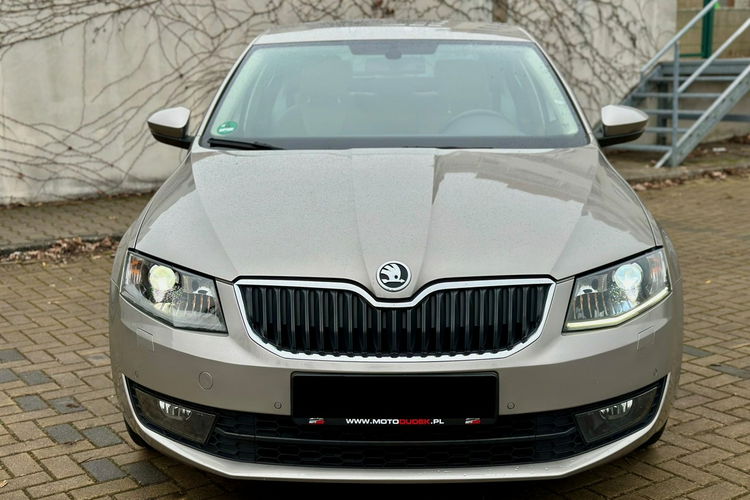 Skoda Octavia 1.4 140PS Xenon zdjęcie 11