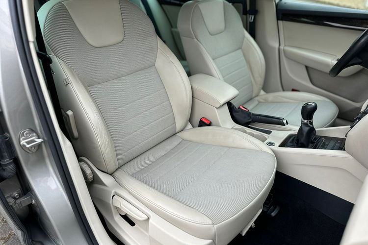 Skoda Octavia 1.4 140PS Xenon zdjęcie 9