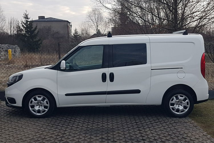 Fiat Doblo MAXI 5 OSÓB DŁUGI KLIMA 2 xDRZWI BOCZNE PRZESUWNE I-WŁAŚCICIEL zdjęcie 11