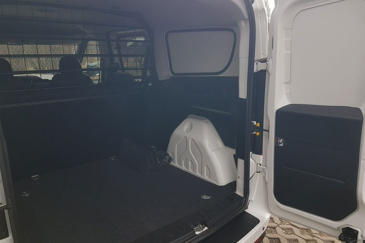 Fiat Doblo MAXI 5 OSÓB DŁUGI KLIMA 2 xDRZWI BOCZNE PRZESUWNE I-WŁAŚCICIEL zdjęcie 19