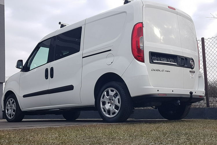 Fiat Doblo MAXI 5 OSÓB DŁUGI KLIMA 2 xDRZWI BOCZNE PRZESUWNE I-WŁAŚCICIEL zdjęcie 28
