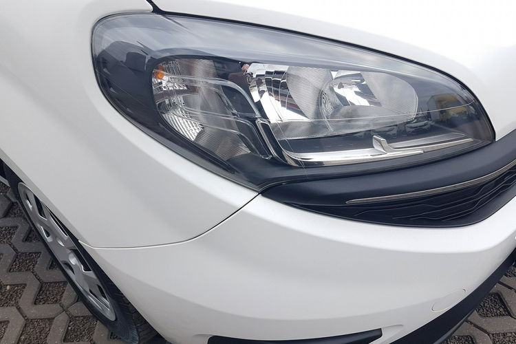 Fiat Doblo MAXI 5 OSÓB DŁUGI KLIMA 2 xDRZWI BOCZNE PRZESUWNE I-WŁAŚCICIEL zdjęcie 31