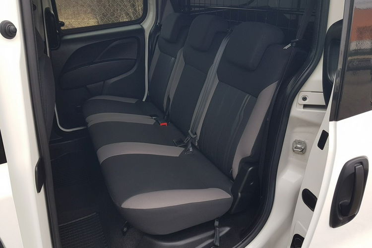 Fiat Doblo MAXI 5 OSÓB DŁUGI KLIMA 2 xDRZWI BOCZNE PRZESUWNE I-WŁAŚCICIEL zdjęcie 6