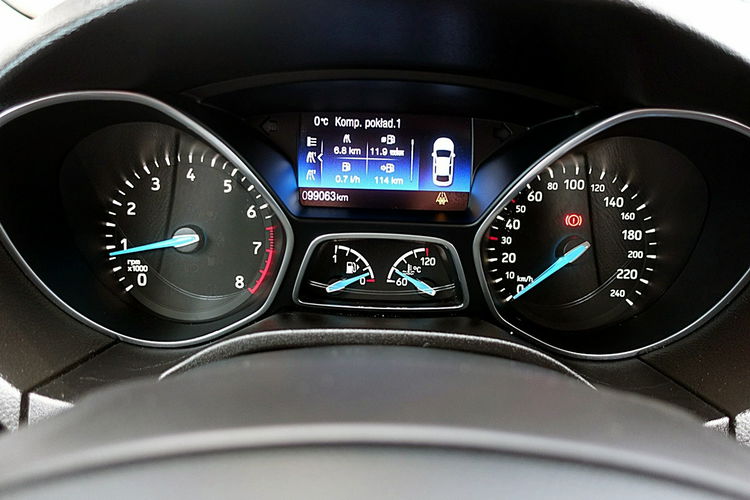 Ford Focus Led+TEMPOMAT 3Lata GWARANCJA I-wł Kraj Bezwypad 1.6i 16V Benzyna F23% 4x2 zdjęcie 17