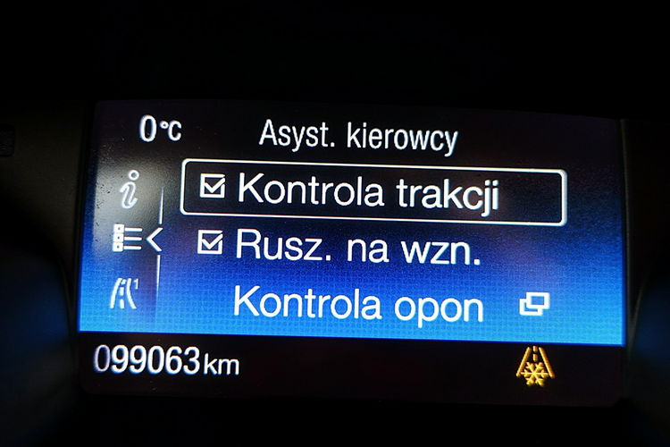 Ford Focus Led+TEMPOMAT 3Lata GWARANCJA I-wł Kraj Bezwypad 1.6i 16V Benzyna F23% 4x2 zdjęcie 26