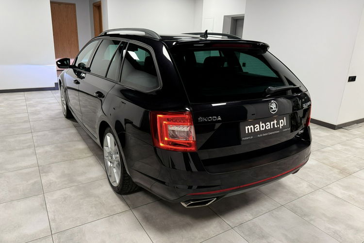 Skoda Octavia RS 2.0 TDI 184KM AppleCa KeyLessGo LED Bi-Xenon Navi Skóry HAK Niemiec zdjęcie 3