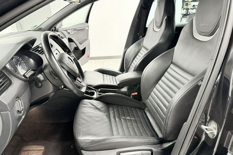 Skoda Octavia RS 2.0 TDI 184KM AppleCa KeyLessGo LED Bi-Xenon Navi Skóry HAK Niemiec zdjęcie 31