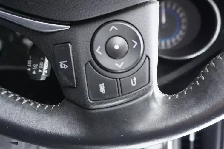 Toyota auris zdjęcie 12