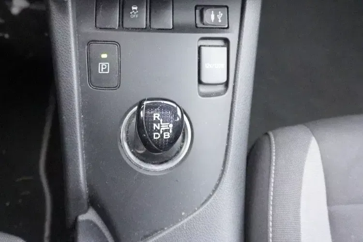 Toyota auris zdjęcie 16